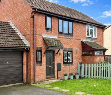 3 bedroom Three Bedroom Home to rent - Photo 1