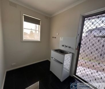 Low-Maintenance Living Close to Schools, Shops & Transport - Photo 6