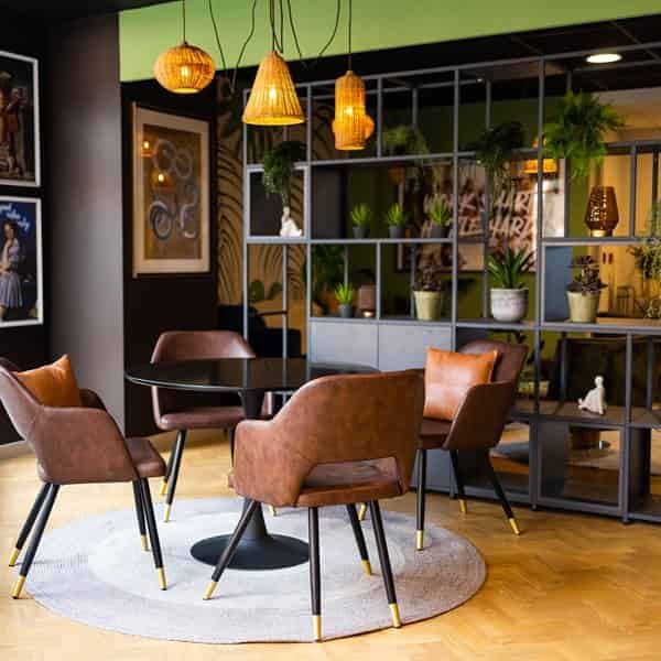 Bronze Studio - Photo 1