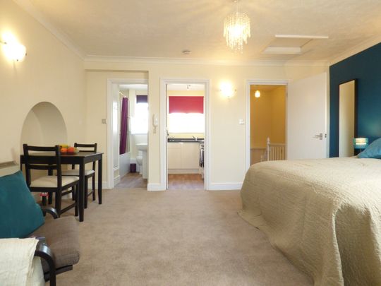 Clifton Road - Photo 1
