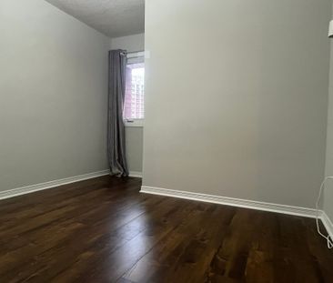 For Lease - 62 Beresford Drive, Richmond Hill, Ontario - Photo 1