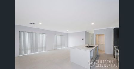 LOVELY HOME WITH DUCTED AIR, THEATRE + STUDY - Photo 3