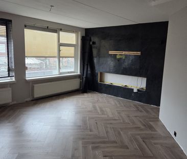 Huis te huur: Frambozenstraat 2 1326 HC Almere - Photo 1