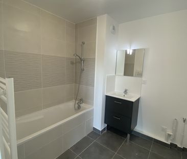 Appartement 3 pièce(s) 2 chambre(s) 61.23 m² - Photo 2