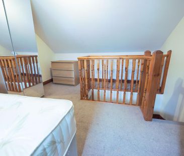 4 bedroom terraced house to rent - Photo 5