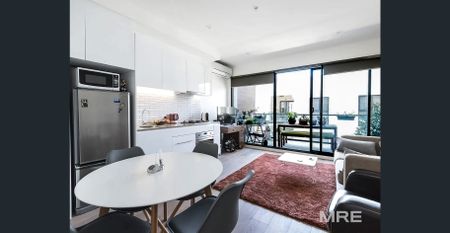 Contemporary one-bedroom haven in the heart of Richmond - Photo 2