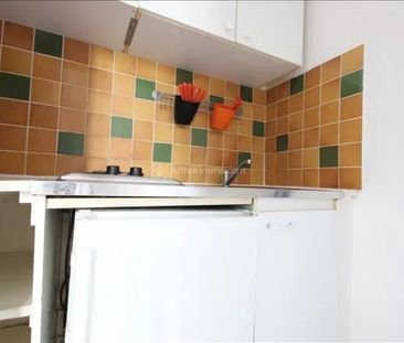 Location Appartement 2 pièces 23 m2 à Paris 18 - Photo 3
