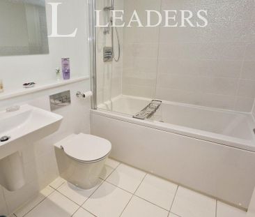 3 bedroom detached house to rent - Photo 6