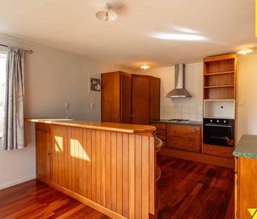 A Peaceful Retreat in the Heart of Huia - Photo 3