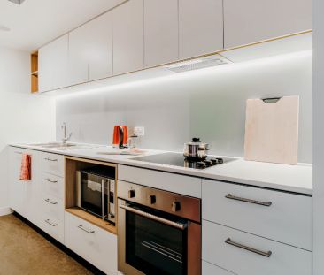 Standard Room in 6-Bed Apartment with Courtyard - Photo 6