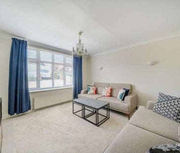 East Meads, Guildford, GU2 - Photo 1