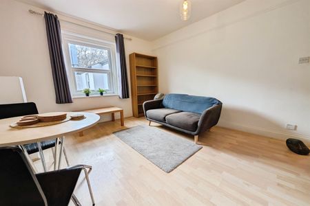 Latimer Street, SO14 - Photo 2