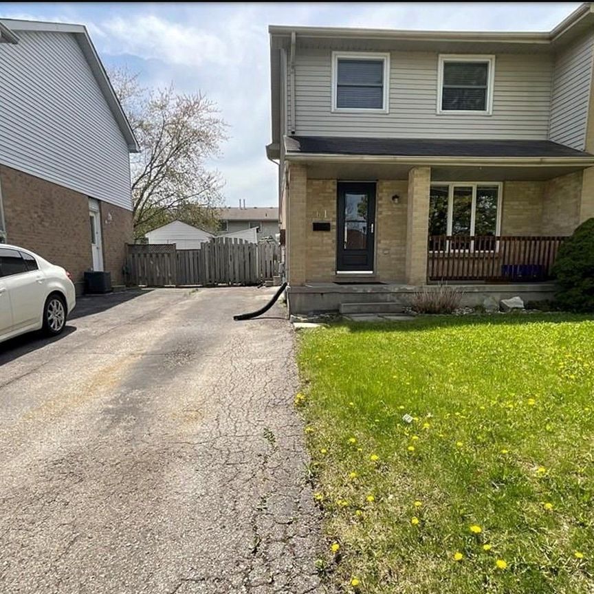 For Lease - 61 ASHLEY Crescent, London South, Ontario - Photo 1