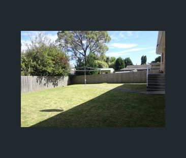 8 Sedgman Avenue, Mittagong, NSW 2575 - Photo 5