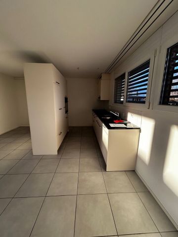 3.5 Zimmer, 94 m², 2. Stock - Photo 5