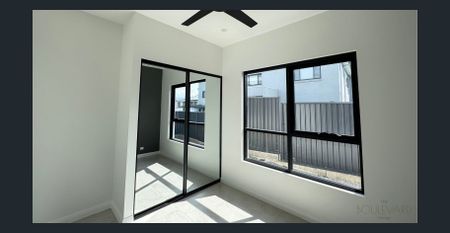 2 Bedroom Home! - Photo 3