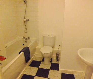 Studio to rent - Photo 5