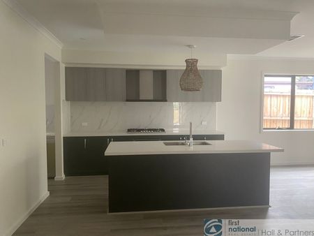 Brand new house - Photo 4