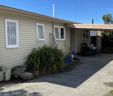 Three Bedroom Home in Tamatea - Photo 2