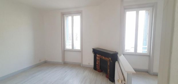 Location Appartement 3 pièces 63m² ROANNE 42300 - Photo 1