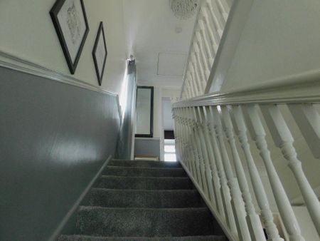 4 bedroom house to rent - Photo 2