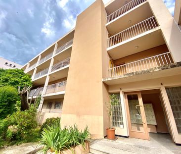 Location Appartement 1 pièce 29m² HYERES 83400 - Photo 5