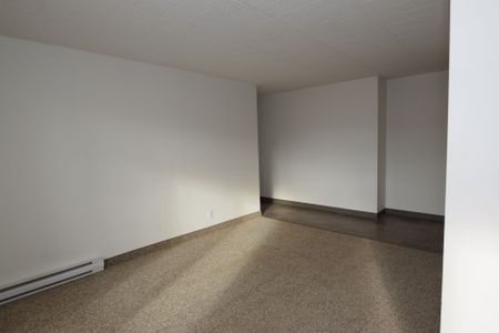 For Lease - 36 Freeborn Avenue Unit# 210, Brantford, Ontario - Photo 2