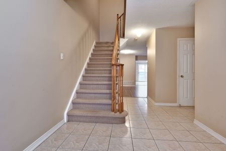 For Lease - 1765 Cobra Crescent, Burlington, Ontario - Photo 4