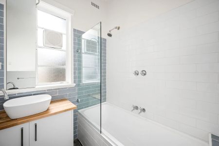 Located in the heart of Toorak - Photo 5