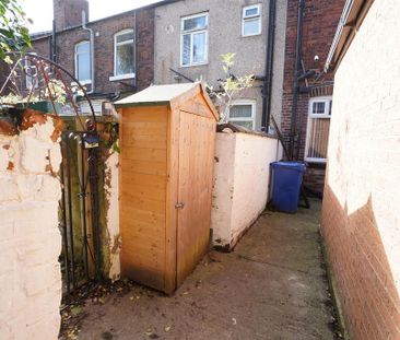 3 bedroom terraced house to rent - Photo 3