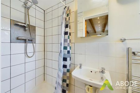 1 bedroom barn conversion to rent - Photo 5