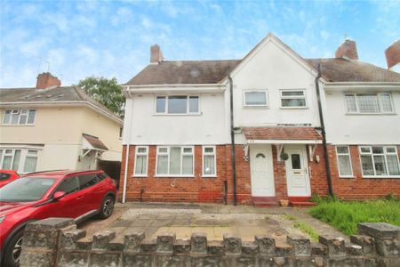 3 bedroom semi-detached house to rent - Photo 2