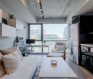 For Lease - 39 Brant Street Unit# 804, Toronto, Ontario - Photo 3