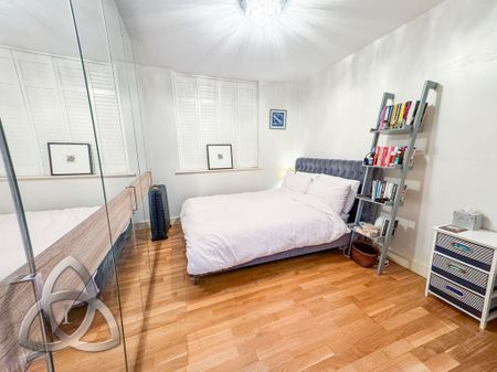 Abbey Road, St Johns Wood, London, NW8 9DN - Photo 2