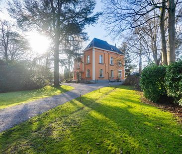 Buitengewoon huis met zeven slaapkamers in Overijse - Photo 3