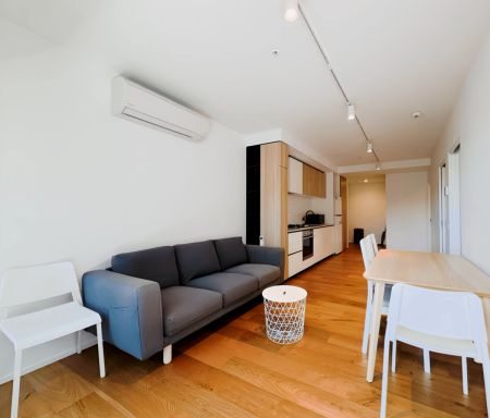 1 bed 1 bath - Photo 2