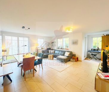 IMMOBILIEN SCHNEIDER - Lichtdurchflutete 3 Zi.-EG-Maisonette-Whg. m... - Photo 1