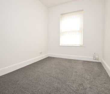 2 Bedroom FIrst Floor Flat - Photo 1