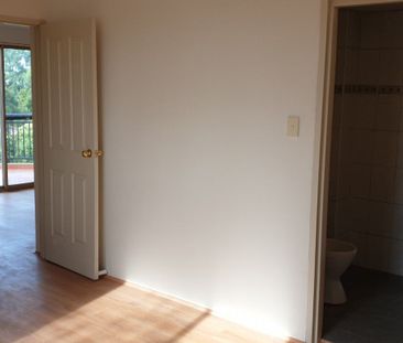 TWO BEDROOM APARTMENT!! - Photo 1
