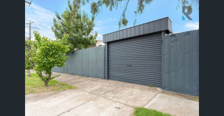 Newly Renovated Ready to Move In - Photo 4