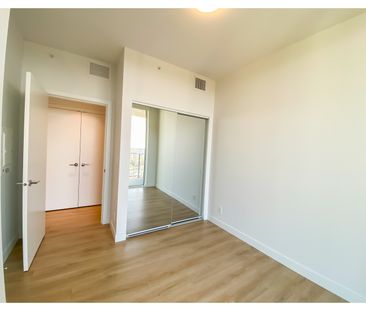 Sky High Sophistication | 1 Bed + Den With Breathtaking Views At Cl... - Photo 5