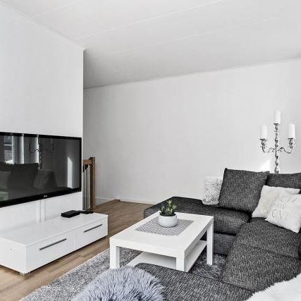 House for rent in Sollentuna - Photo 1