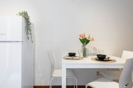 Wonderful single room in Via Luciano Zuccoli -Maggiolina - Martesana - Photo 2