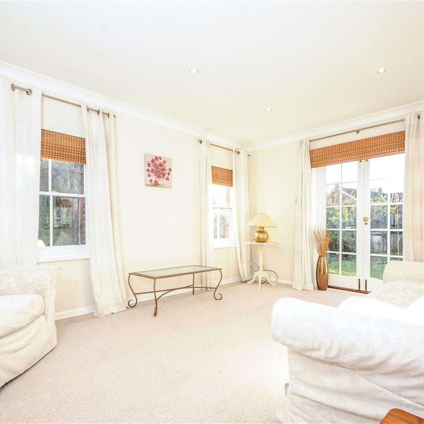 A charming detached cottage. - Photo 1
