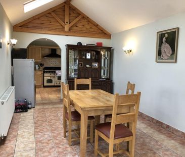 3 bedroom semi-detached house to rent - Photo 4