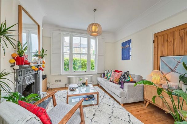 3 bedroom terraced house to rent - Photo 1