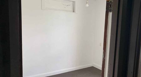 4 Bedroom House - undergoing refresh (old photos) - Photo 2