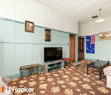 Fully Furnished CBD Apartment - Photo 4