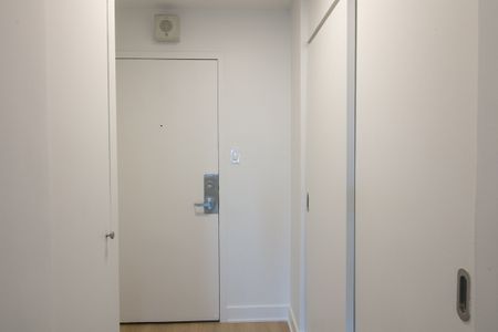 1975 Maisonneuve Blvd West - Photo 2