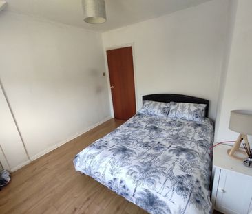 2 Bed Flat, Cobourne Ave, BN2 - Photo 1